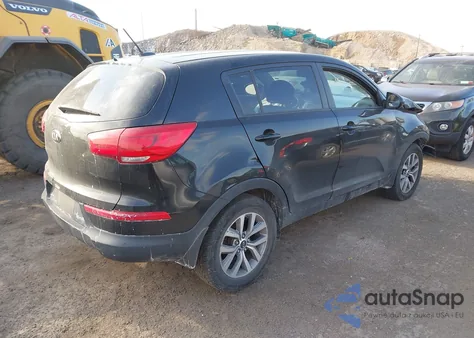2015 Kia Sportage Lx z USA, uszkodzony, nr VIN KNDPB3ACXF7748080